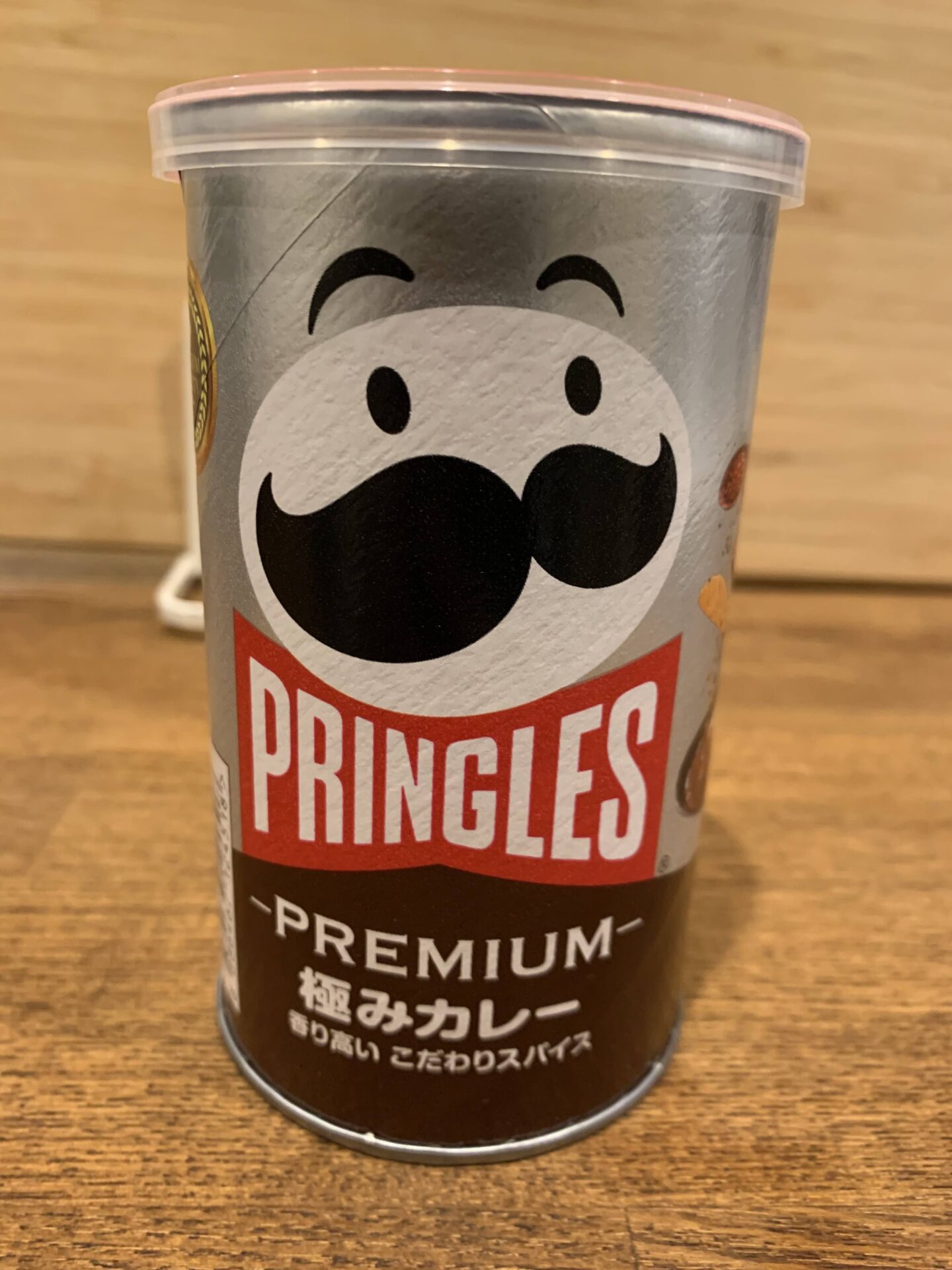 プリングルス　カレー味